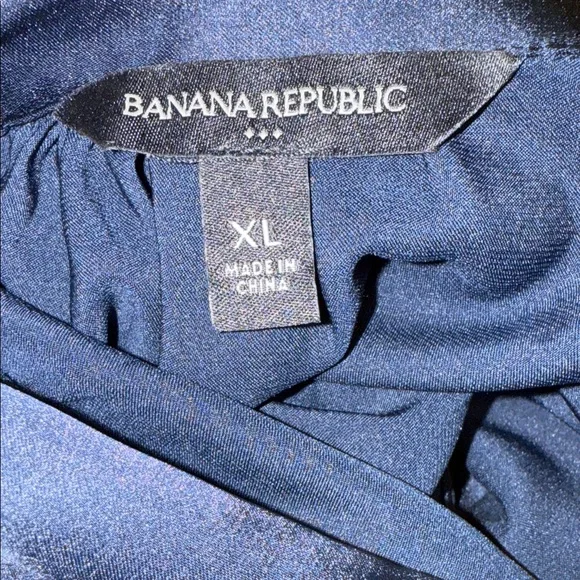 Banana Republic Dark Blue Satin Sleeveless Button Up Collared Blouse Women’s XL - Picture 5 of 6